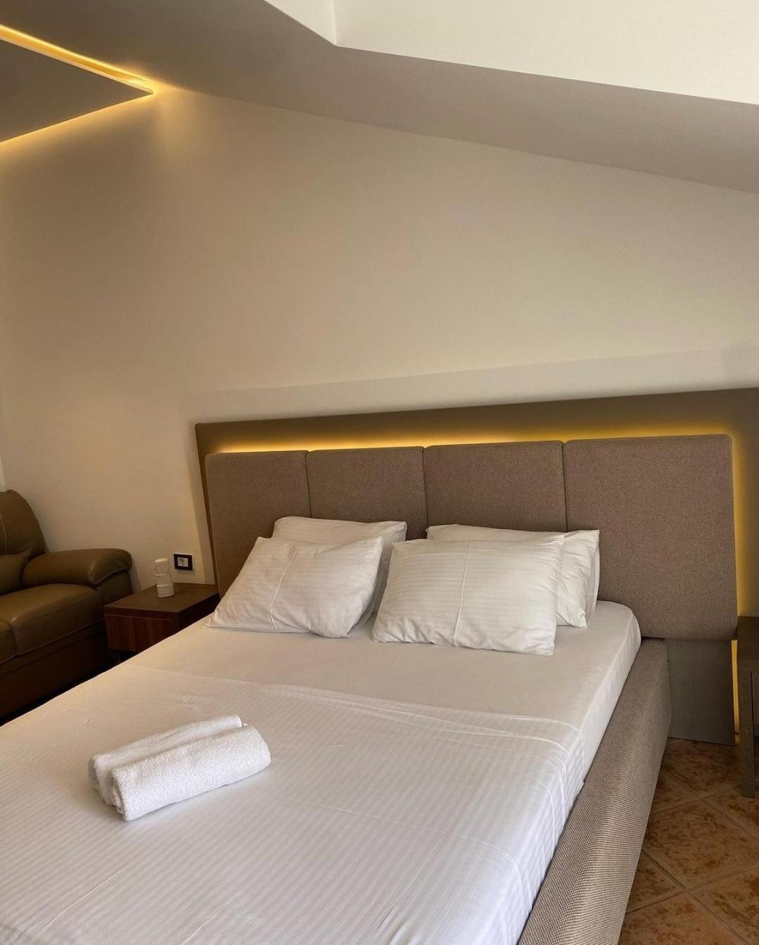 Hotel Comfort & Villas Donji Stoj Exteriér fotografie